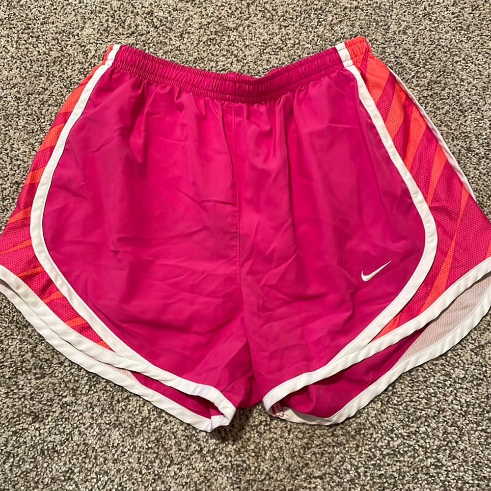 Nike women’s running shorts